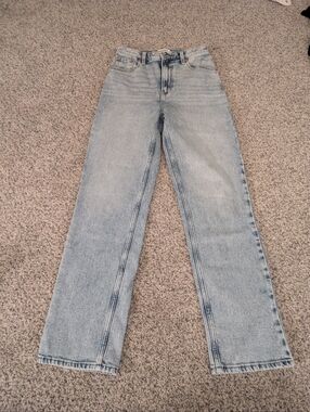 Abercrombie & Fitch Light Wash Straight Leg Jeans